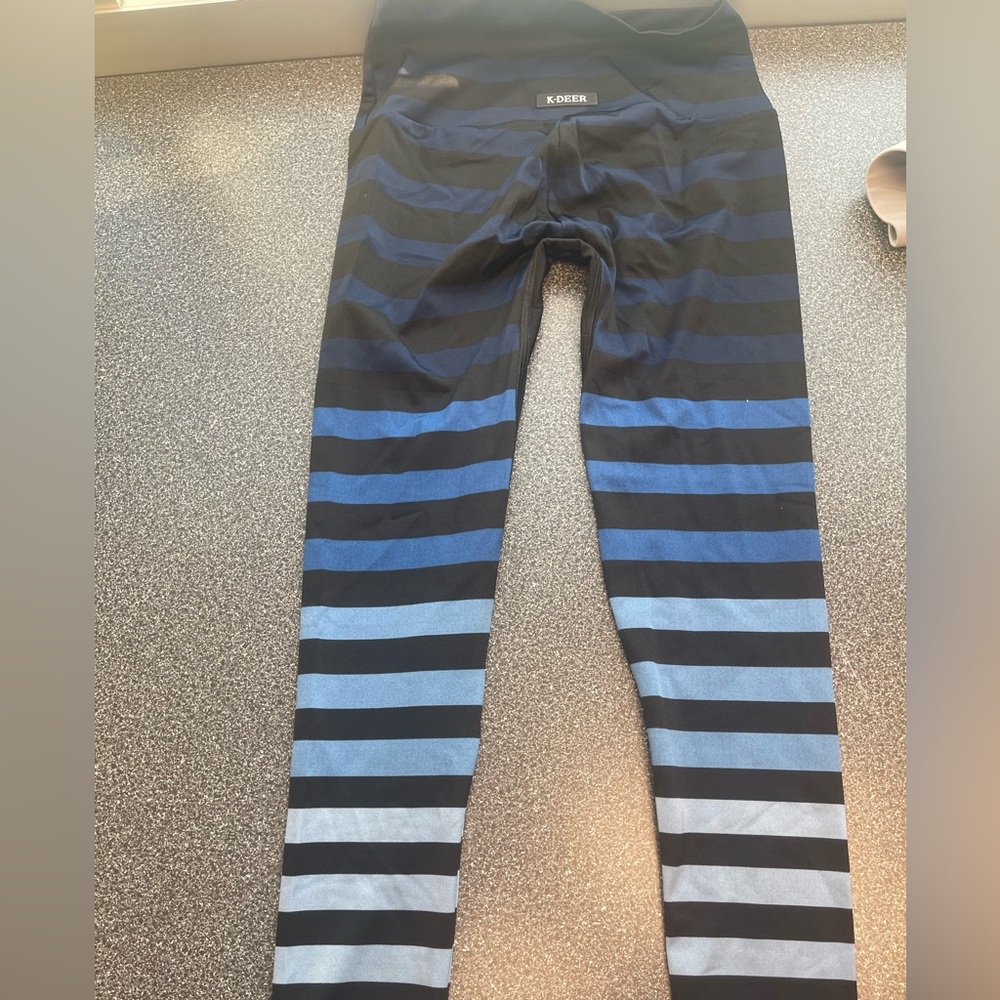 K DEER leggings